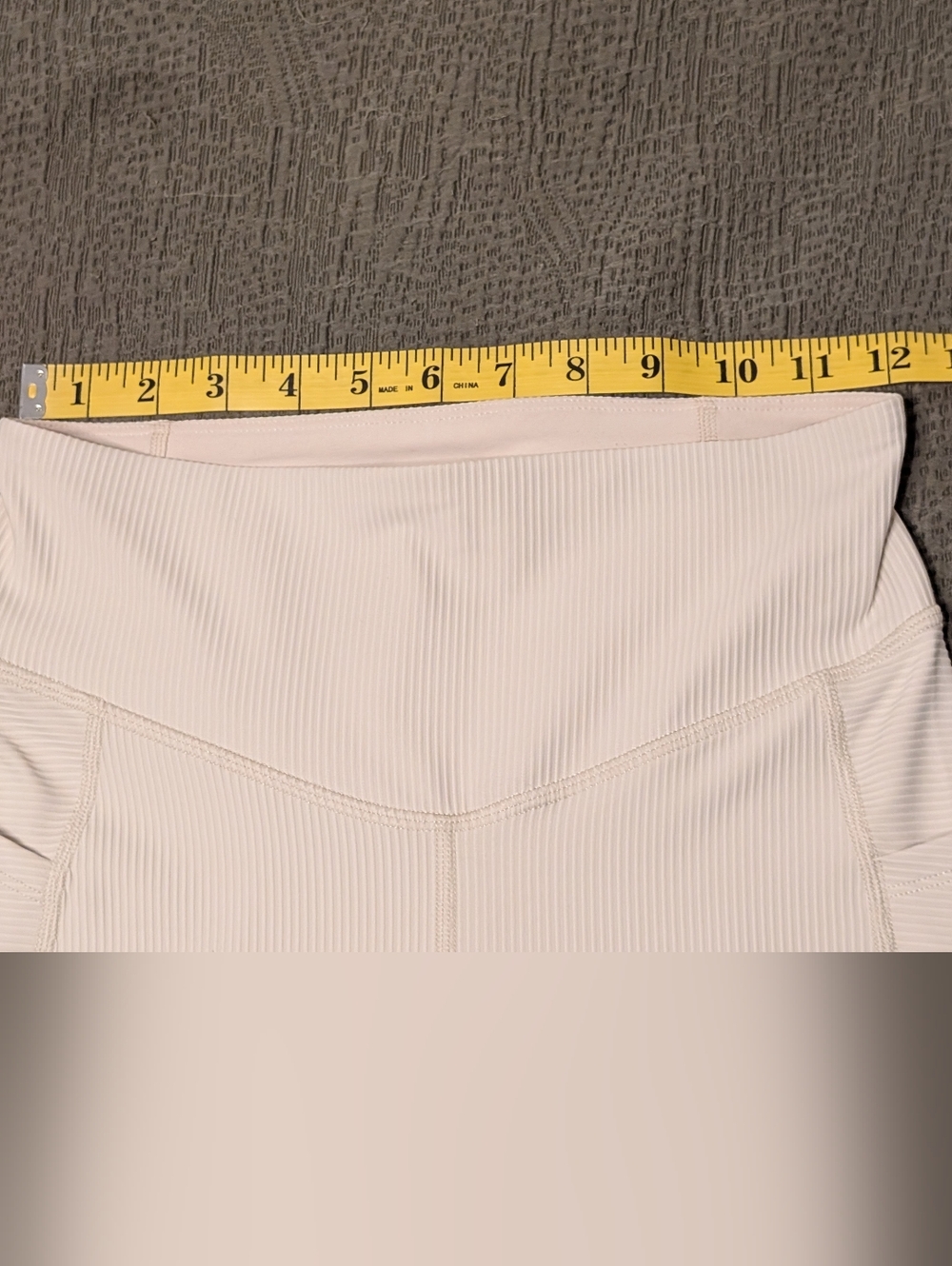 Old Navy Active PowerSoft Ribbed Leggings & Sports Bra Set Cream Small/Medium - Picture 5 of 12